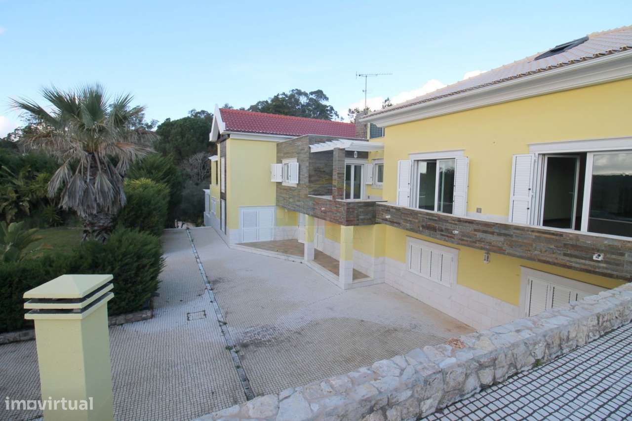 Vivenda de Luxo com Piscina Belas-12