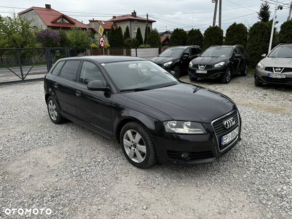 Audi A3 1.6 Ambiente - 18