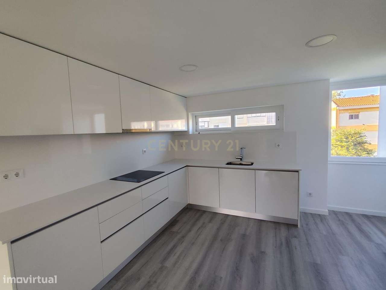 T3 Totalmente Renovado nos Olivais Sul - Grande imagem: 2/14