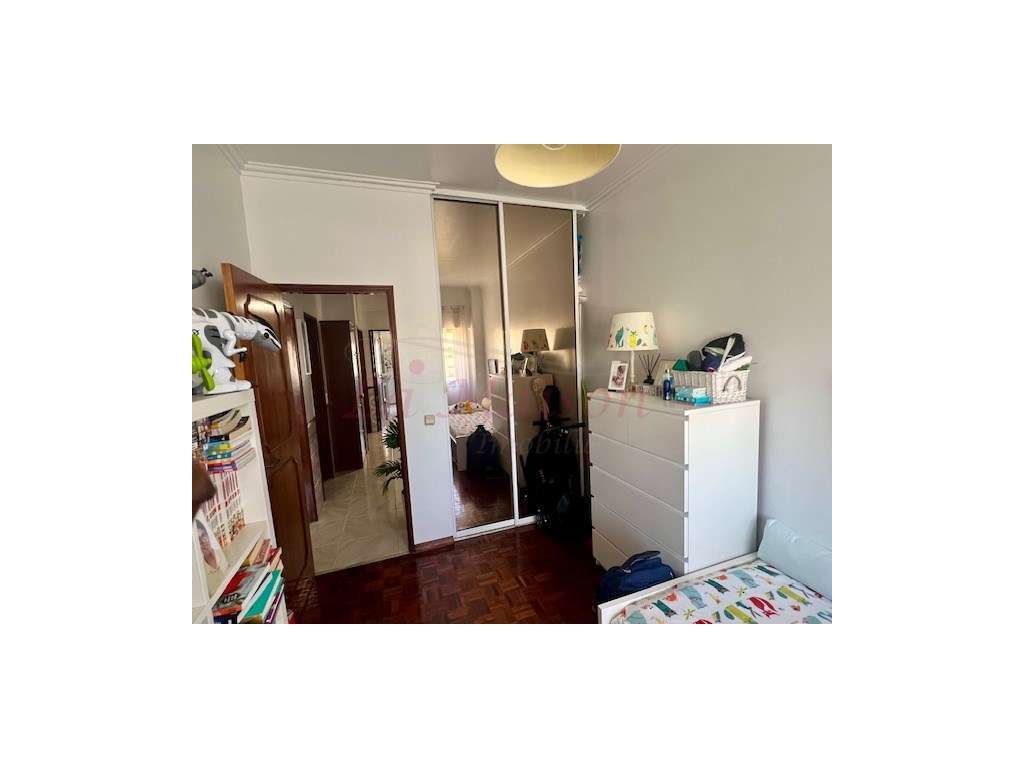 Apartamento T2 no Infantado-22