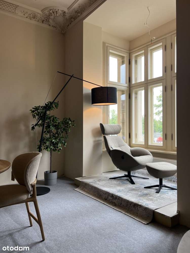 Zamień rutynę na prestiż w sercu Torunia-1