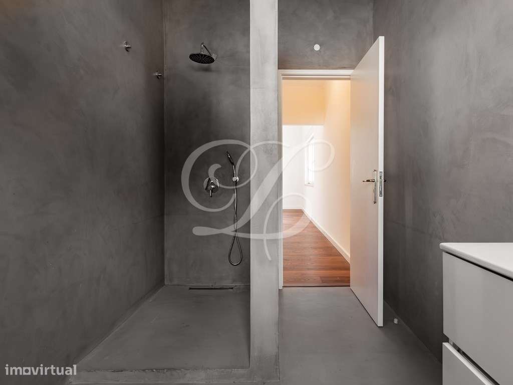 Moradia T5 c/ Piscina e Zona Lounge | Estoril-36