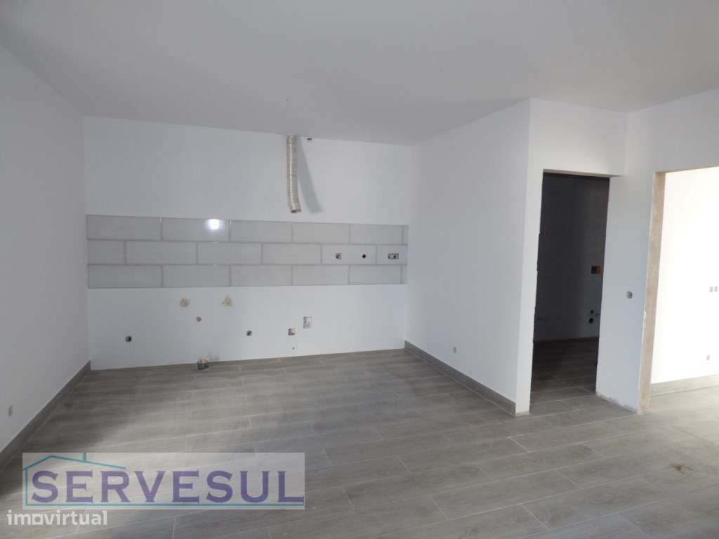 Moderna Moradia de R/C e 1º andar em fase de acabamentos, com vista... - Grande imagem: 5/33