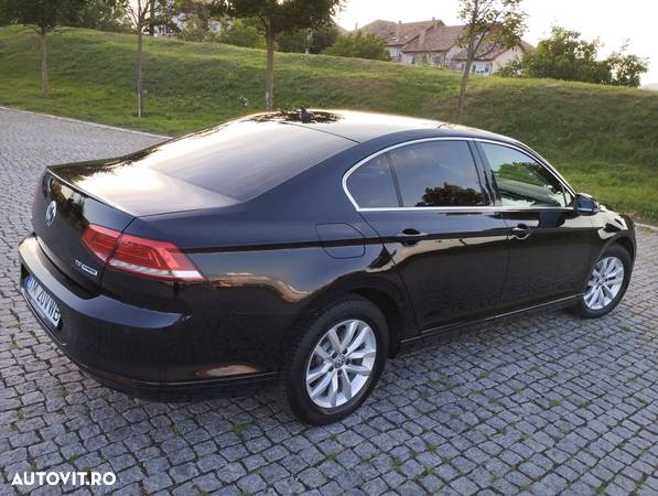 Volkswagen Passat 1.4 TSI BMT DSG Comfortline - 3