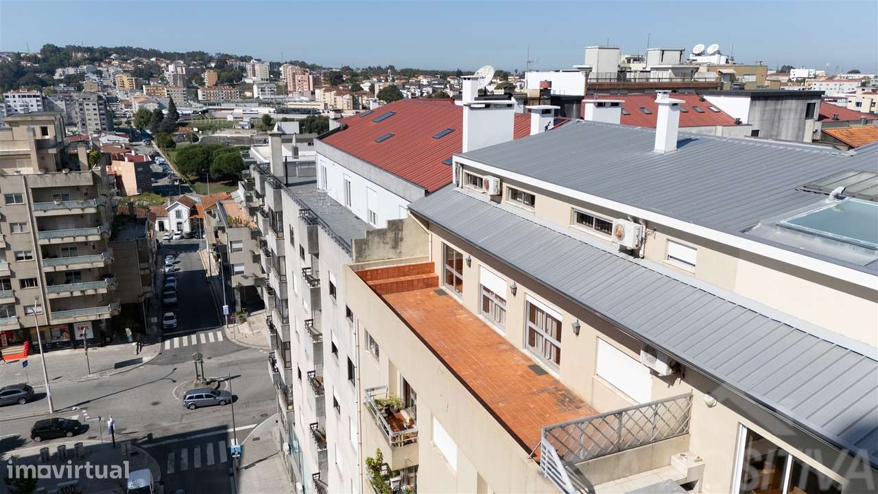 Apartamento T6 Venda em São João da Madeira,São João da Madeira-20