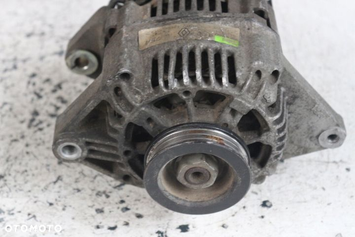 RENAULT SCENIC 1,6 E ALTERNATOR 7700866507 - 2