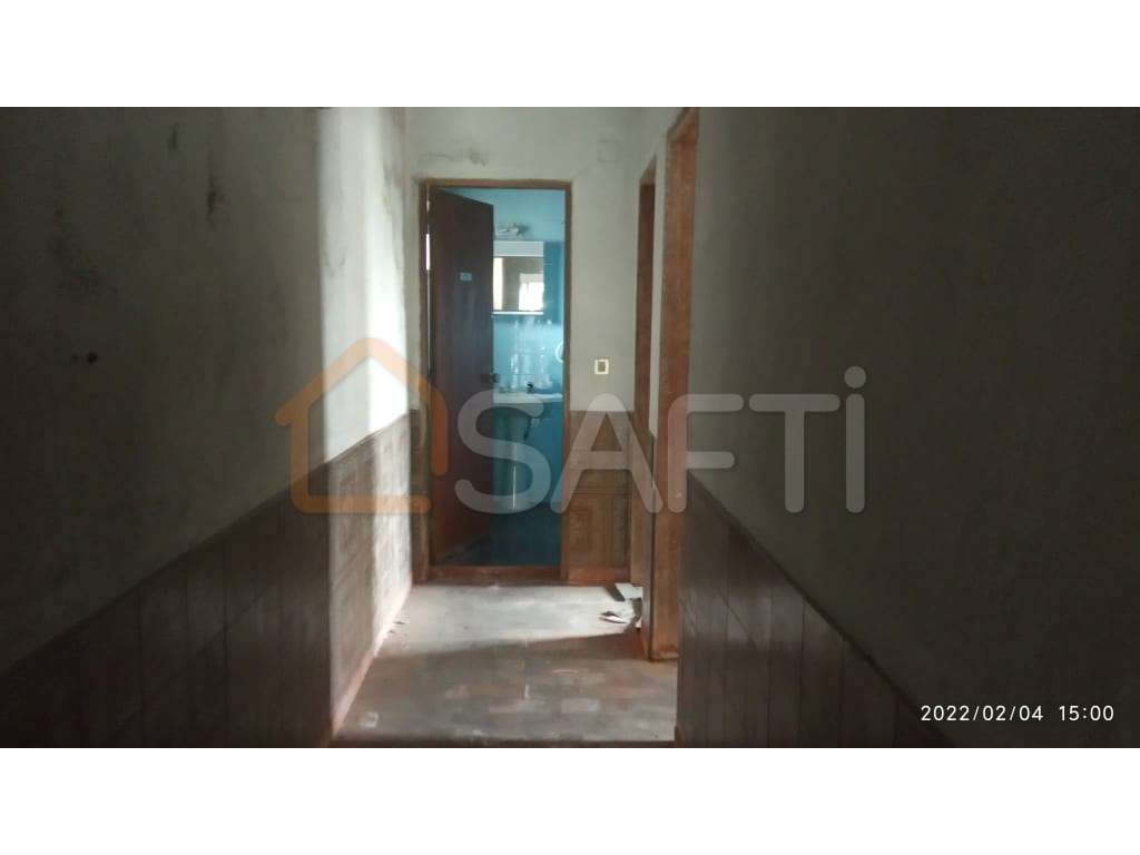 Venda - Casa com Espaço Comercial 437 m2 Moitas de Venda - Alcanena - Grande imagem: 5/9