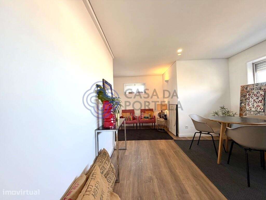 T0 transformado em T1 totalmente renovado | Quinta do Covelo | Paranho - Grande imagem: 4/12