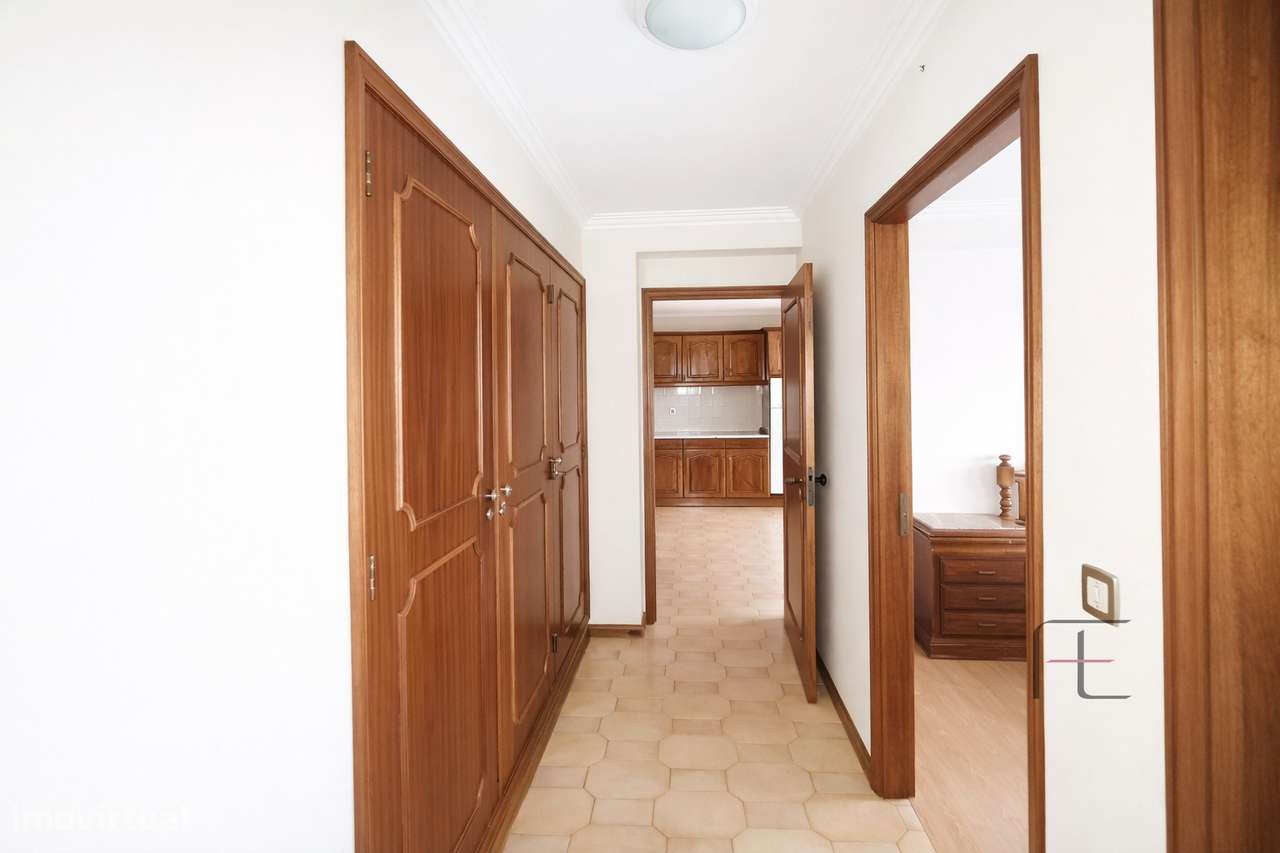 T2 em Ovar com Terraço e Elevado Potencial de Rendimento - Grande imagem: 4/10