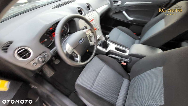 Ford Mondeo - 30