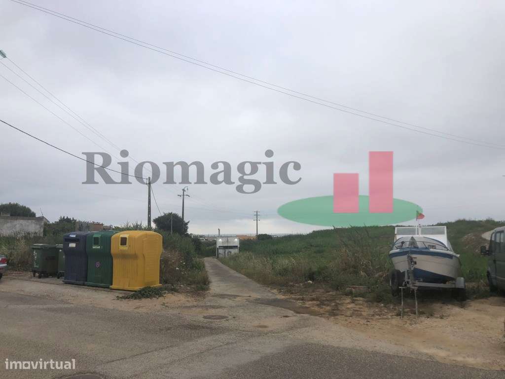 Terreno Rústico próximo da praia de São Bernardino em Peniche***RIO... - Grande imagem: 5/15