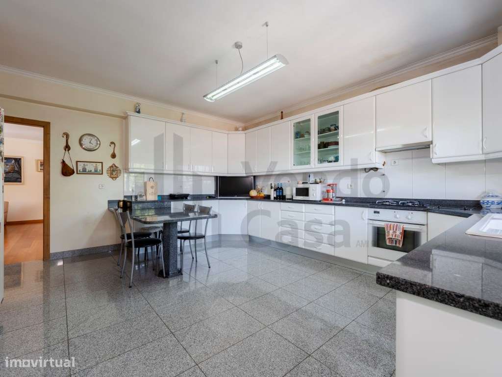 Vende-se Moradia Individual - Braga - Frossos-17