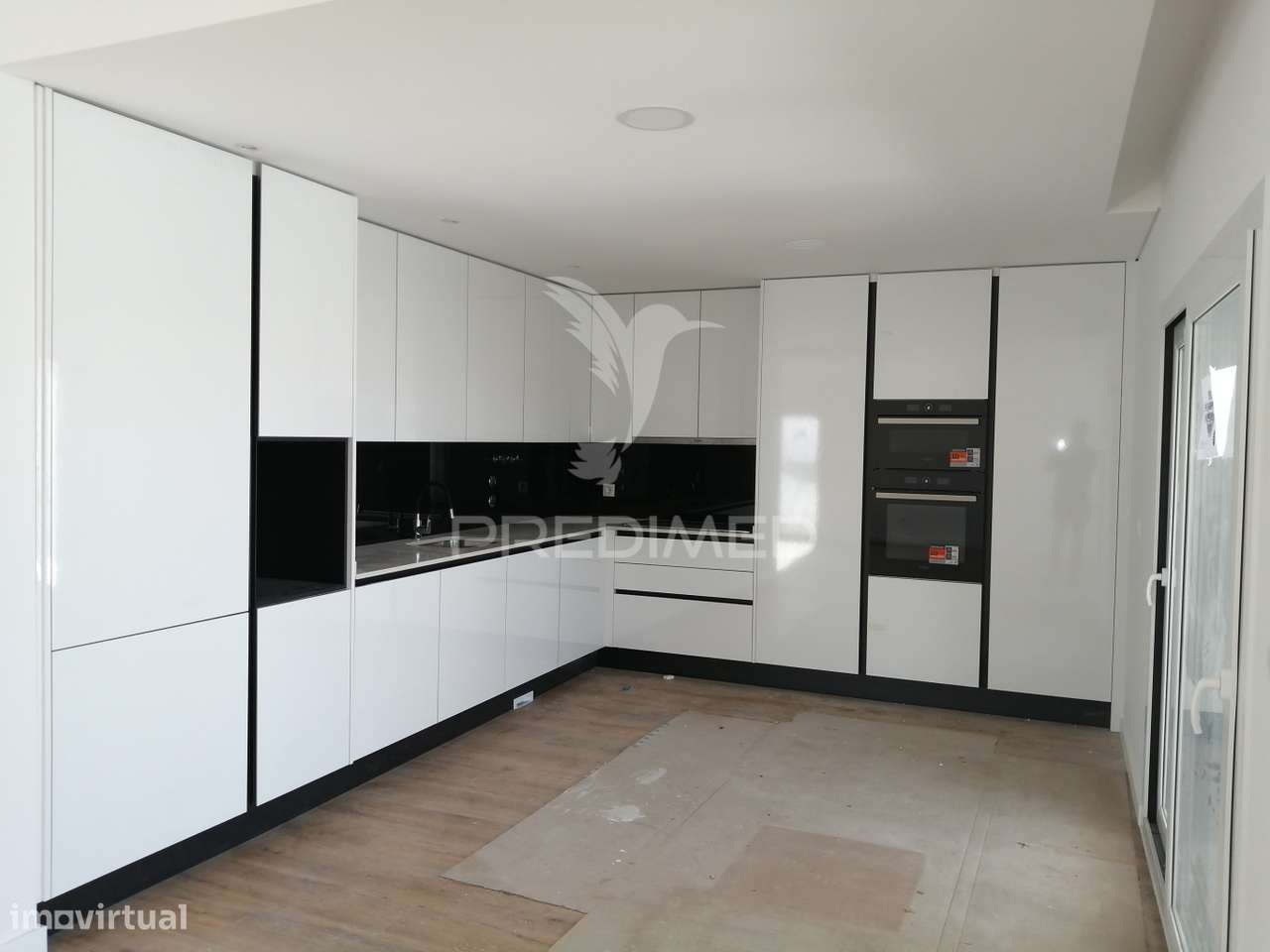 MORADIA T4 COM GARAGEM E PISCINA EM VALE DE MILHAÇOS - Grande imagem: 2/30