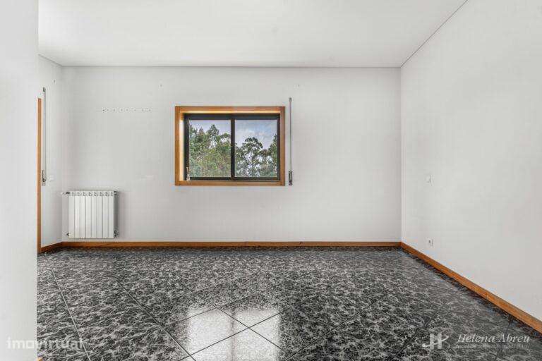 Apartamento T2 Lixa-14