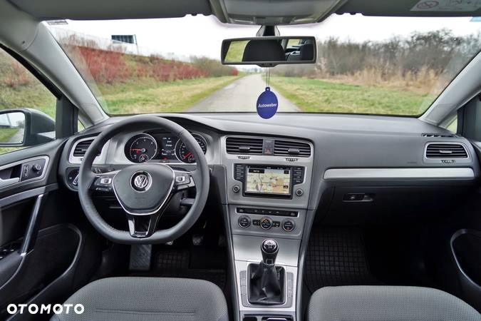 Volkswagen Golf VII 1.6 TDI BlueMotion Trendline - 6