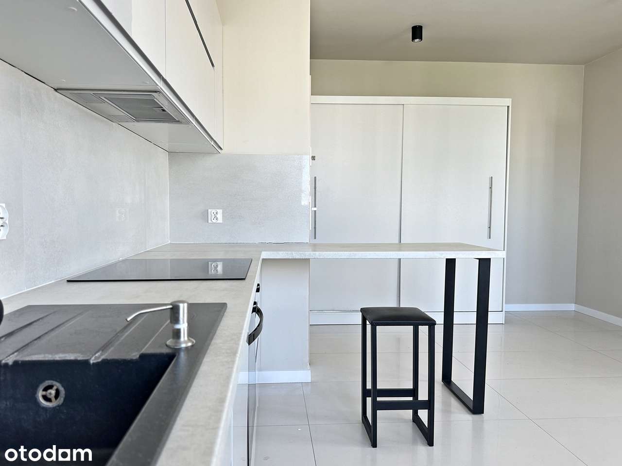 Kawalerka z tarasem na dachu z garażem - BEZ prowizji - Pełny obrazek: 3/8