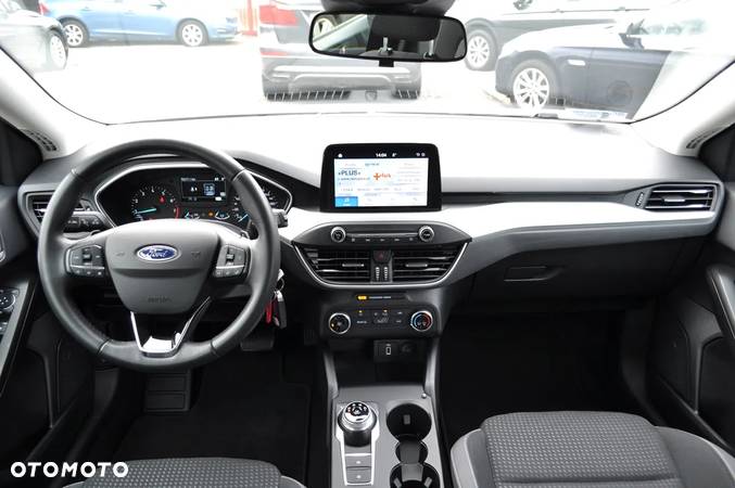 Ford Focus 1.0 EcoBoost Trend ASS PowerShift - 28