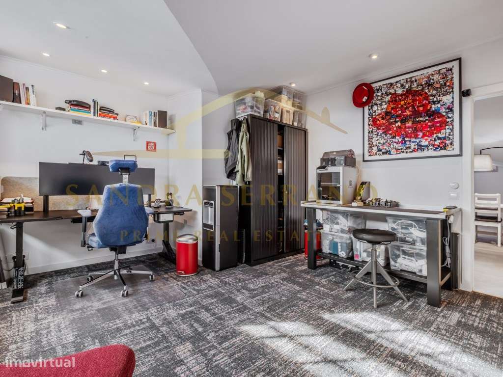 Duplex T6 com 400m2 de área na Quinta da Beloura, box independente-41