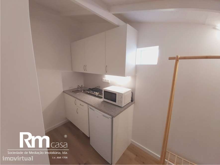 Excelente Prédio remodelado junto à Praça do Comercio-31