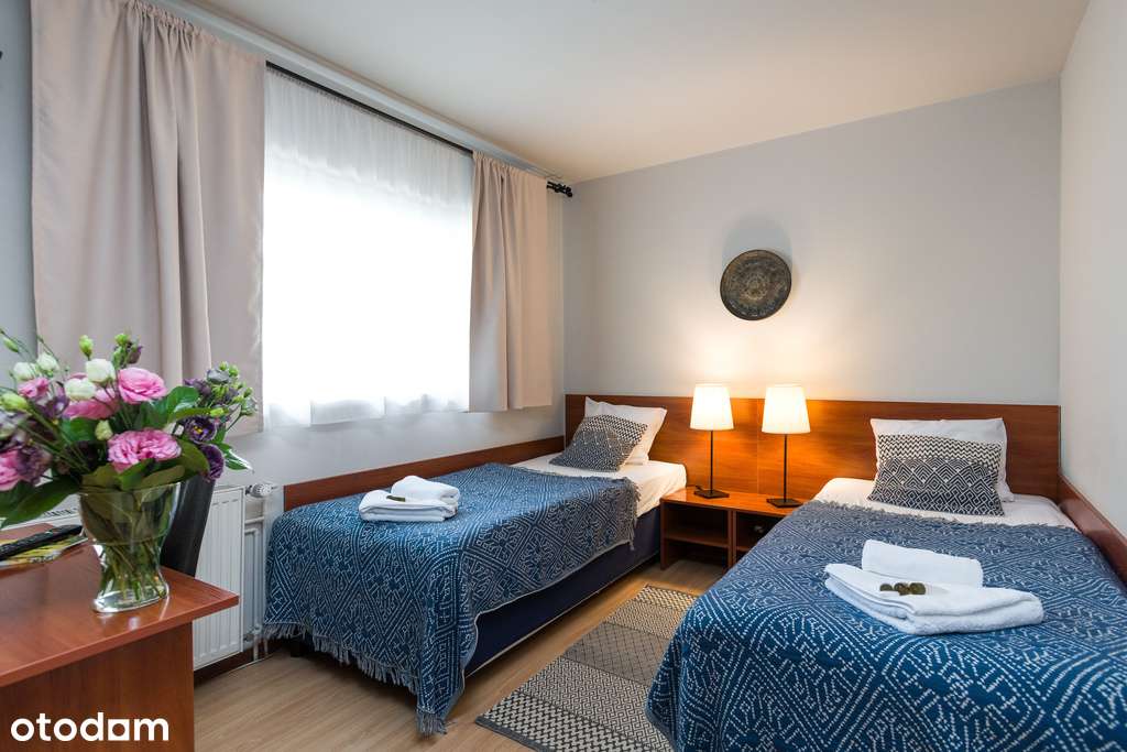 Willa z basenem i ogrodem w prestiżowej dzielnicy-17