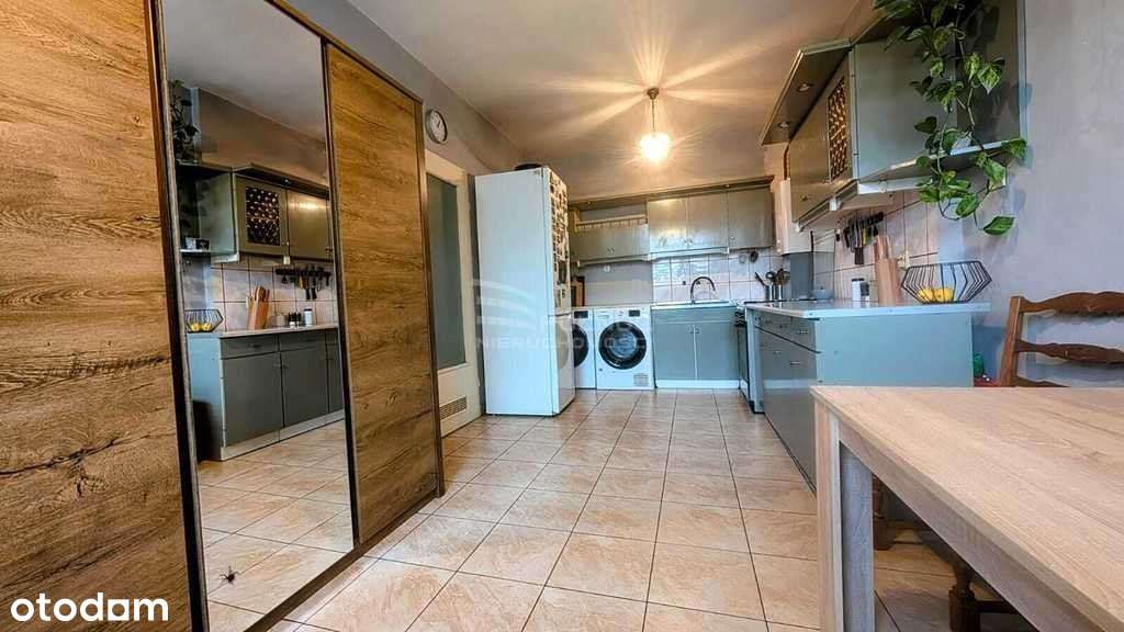 Dom w zabudowie szeregowej na spokojnym osiedlu - Pełny obrazek: 5/19