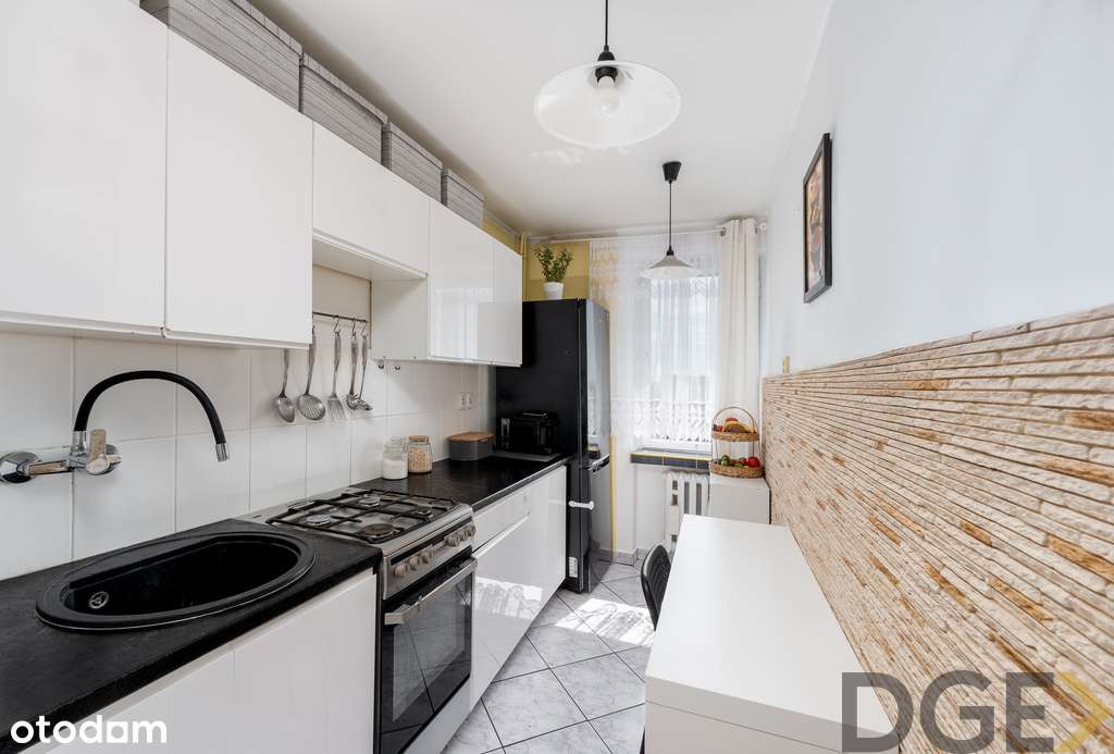 3-pokojowe z osobną kuchnią, balkonem i widokiem-10