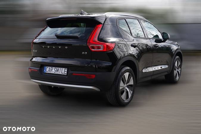 Volvo XC 40 B3 Plus Dark - 5