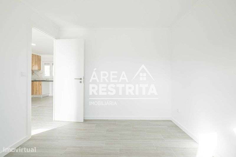 Moradia pré-fabricada T2 Nova - Parque Verde em Fernão Ferro - Grande imagem: 5/12