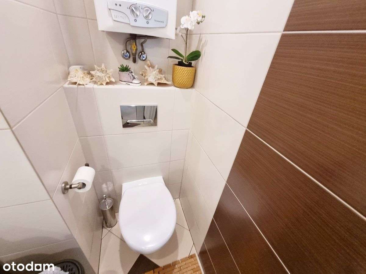 Bliżniak blisko stacji Skm Piastów, Wkd Malichy-9