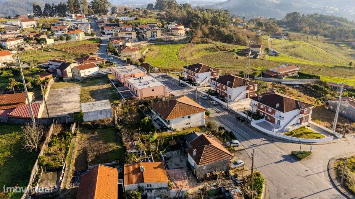 Moradia 3T Calvos, Guimarães (Bi-Familiar)-40