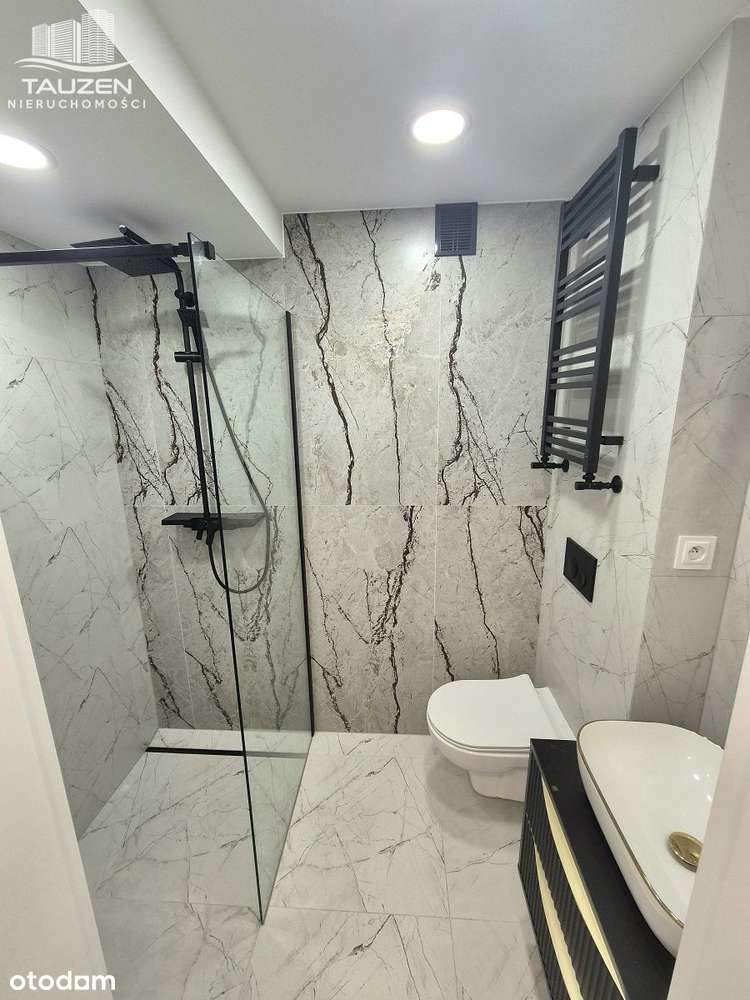 3 pok. po remoncie przy Parku 49 m2+ pom. gosp.-4