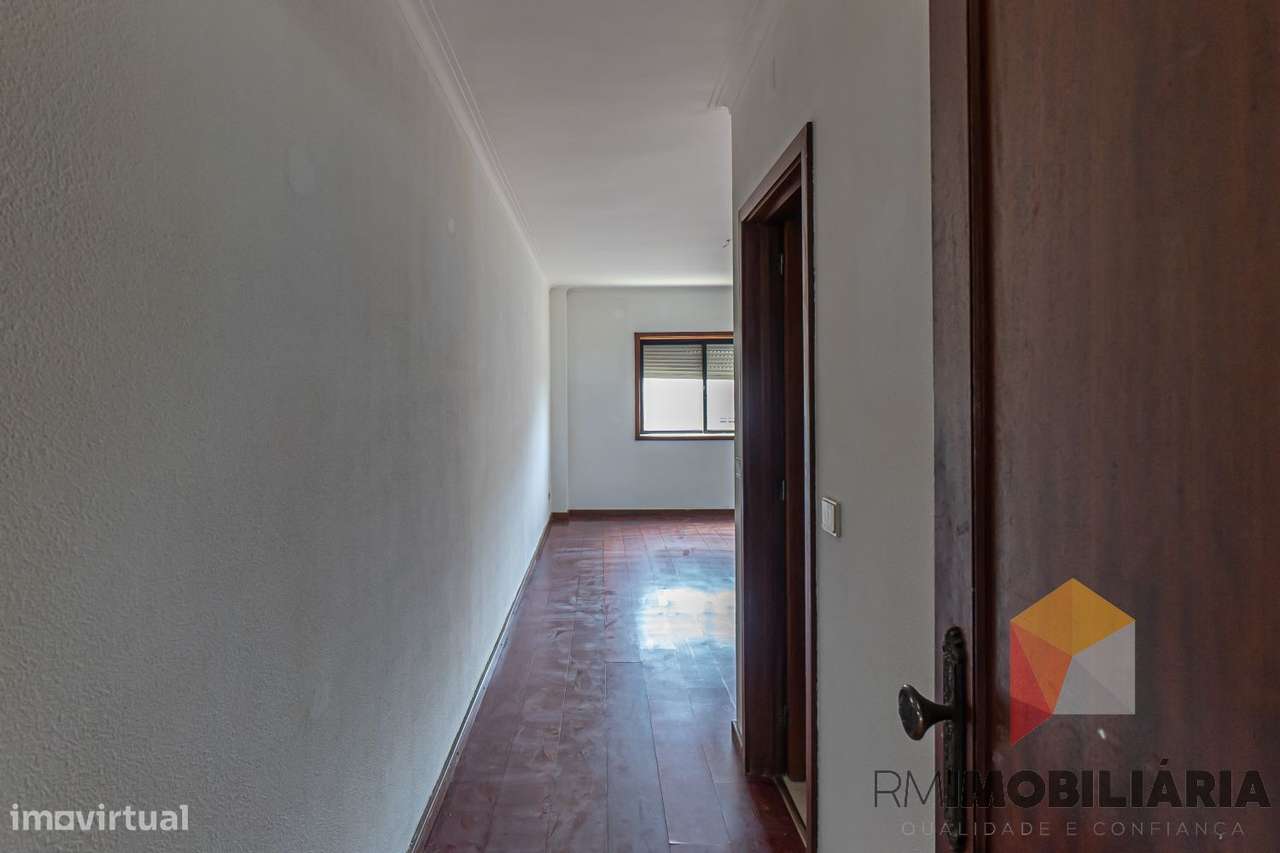 Apartamento T3 no centro de Matosinhos-33