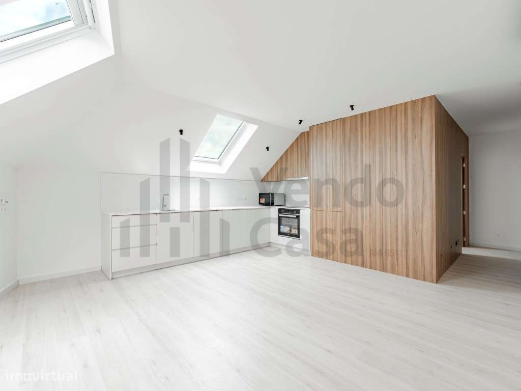 Vende-se T1 - Centro Histórico - Braga-11