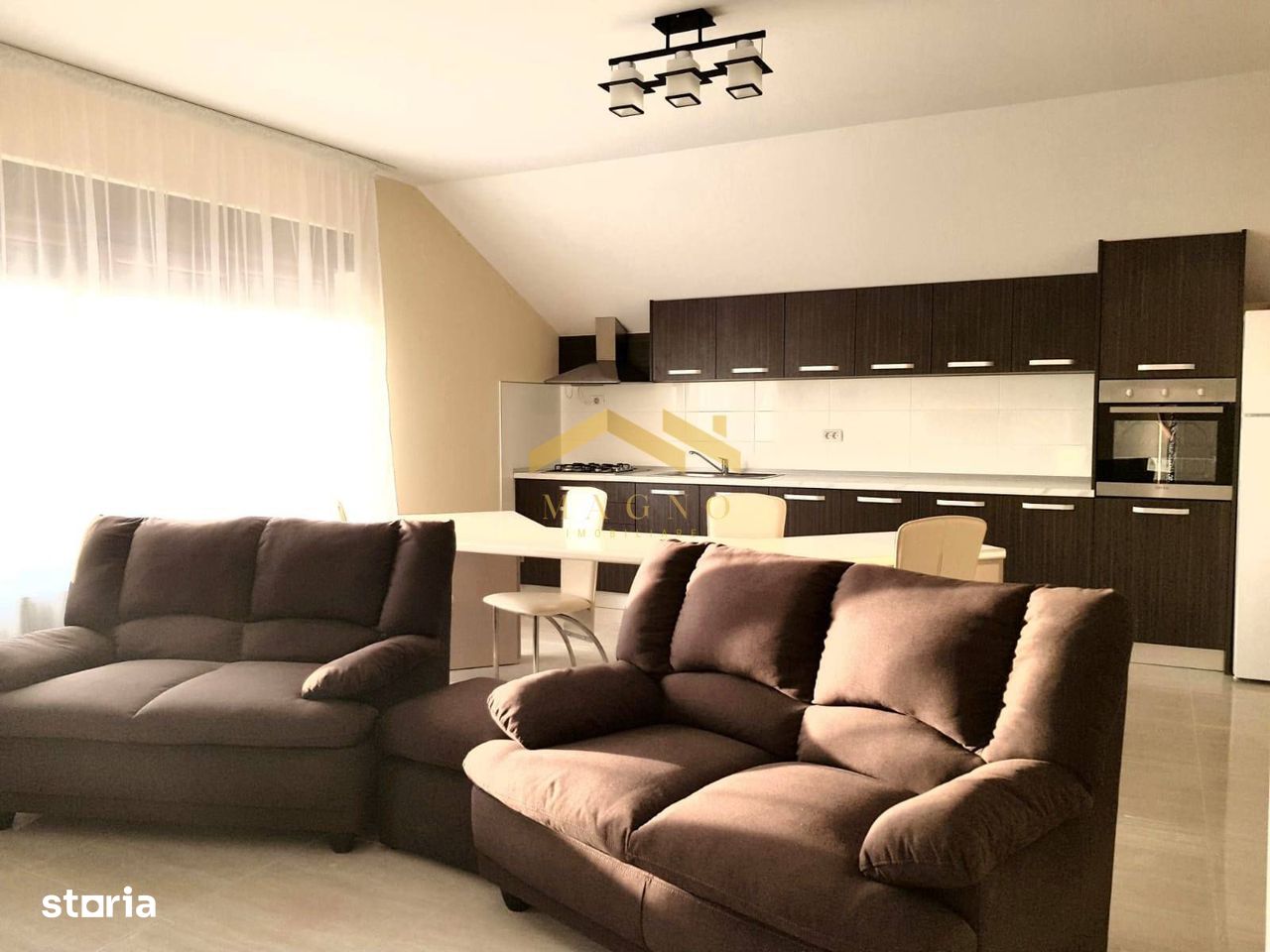 Apartament cu 3 camere de inchiriat