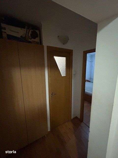 Apartament 3 camere de vanzare Gorjului-9