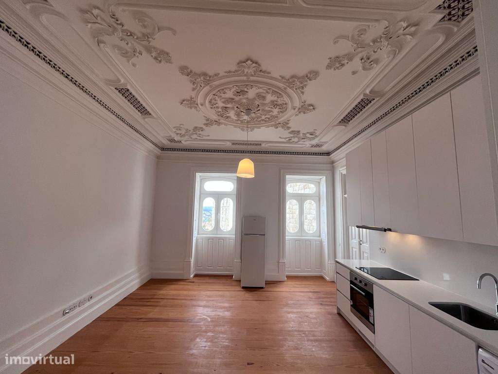 T0 Equipado Junto à Sé - Viseu - Grande imagem: 3/9