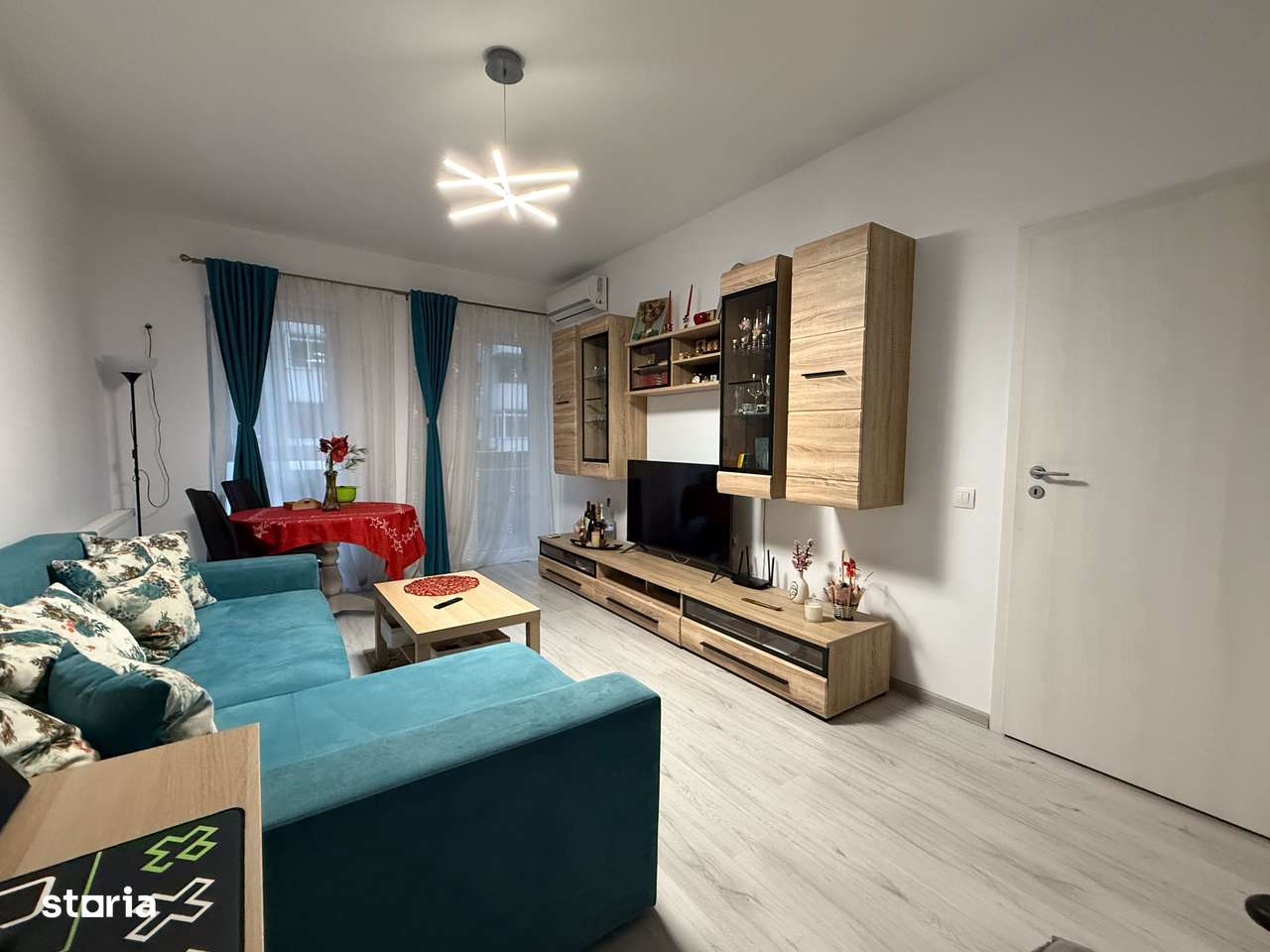 Apartament 2 camere | Etaj 2 | Decomandat | Mobilat | Loc parcare - Imagine principală: 1/14