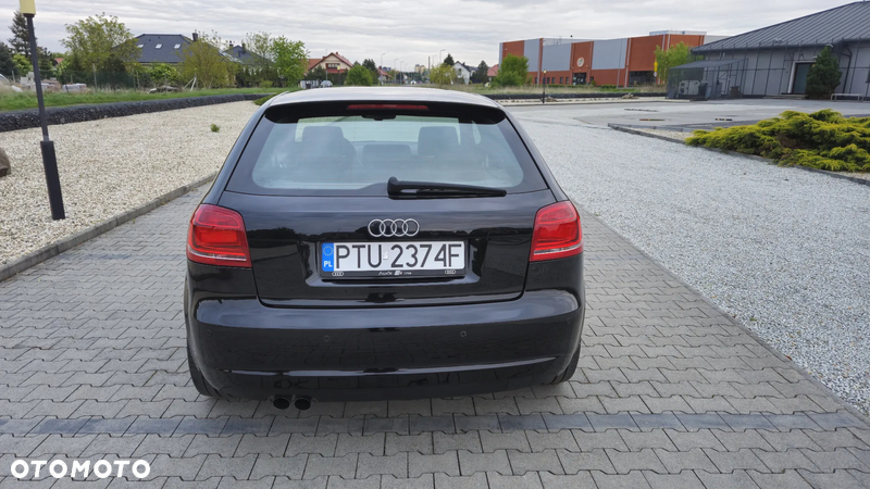 Audi A3 2.0 TDI DPF Ambition S tronic - 19