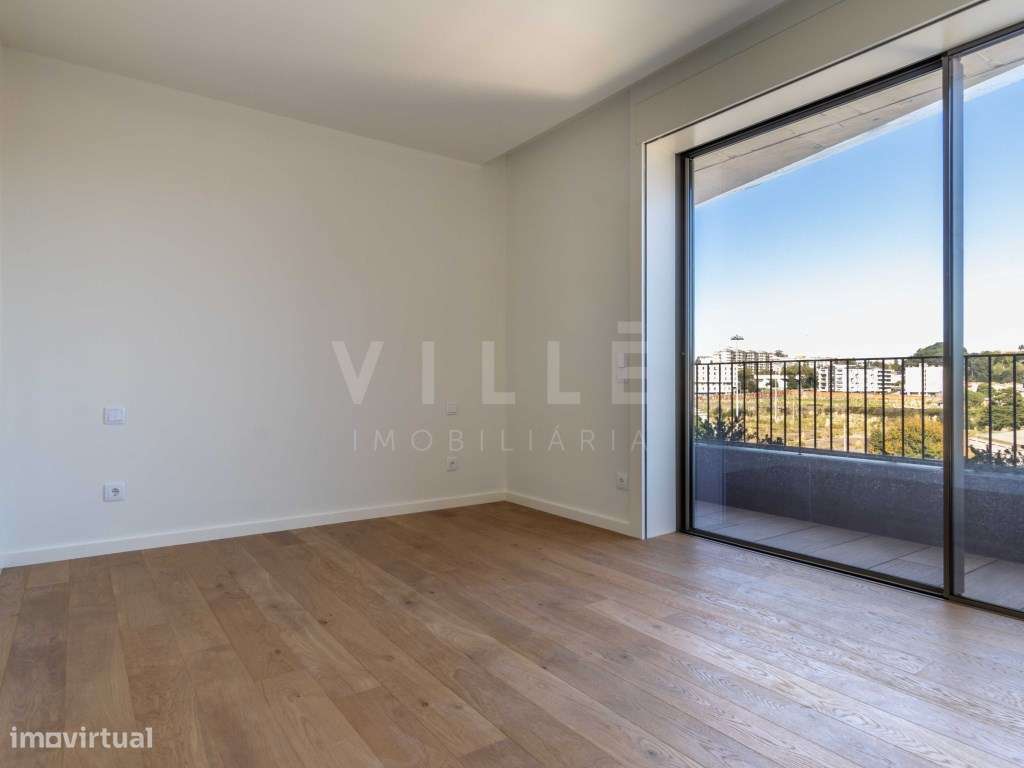 Apartamento T3 | 3 Frentes | Varandas | 2 Lugares de Garagem | Naut...-16