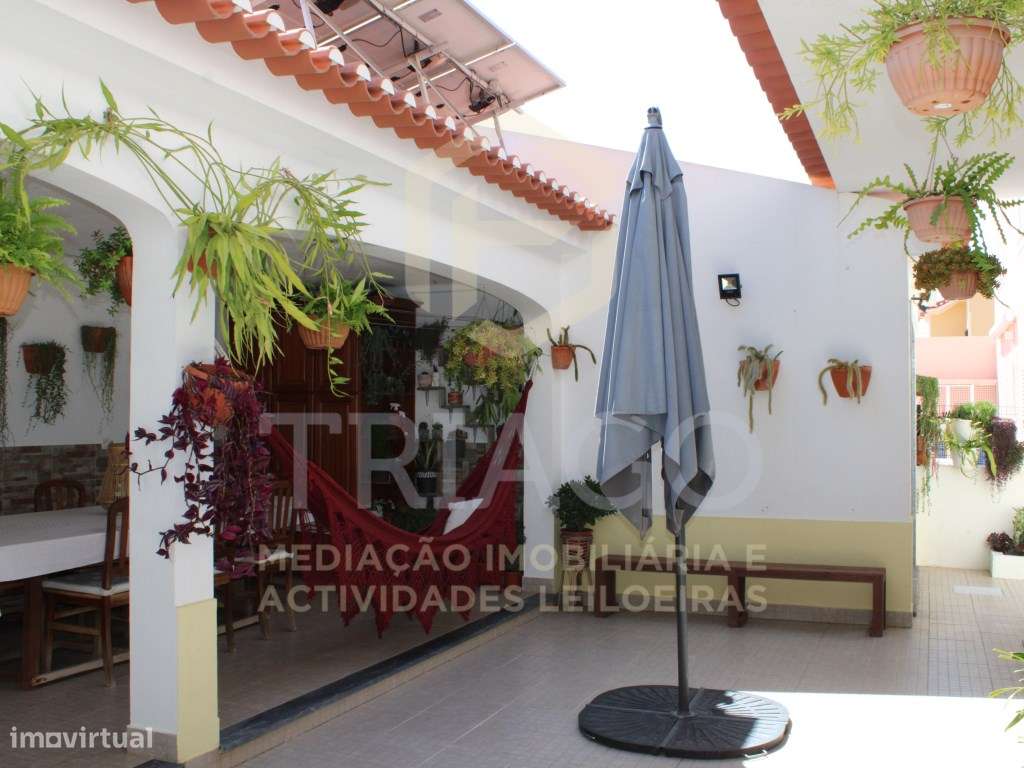 Fantástica Moradia T4 mais Escritório com Garagem-6