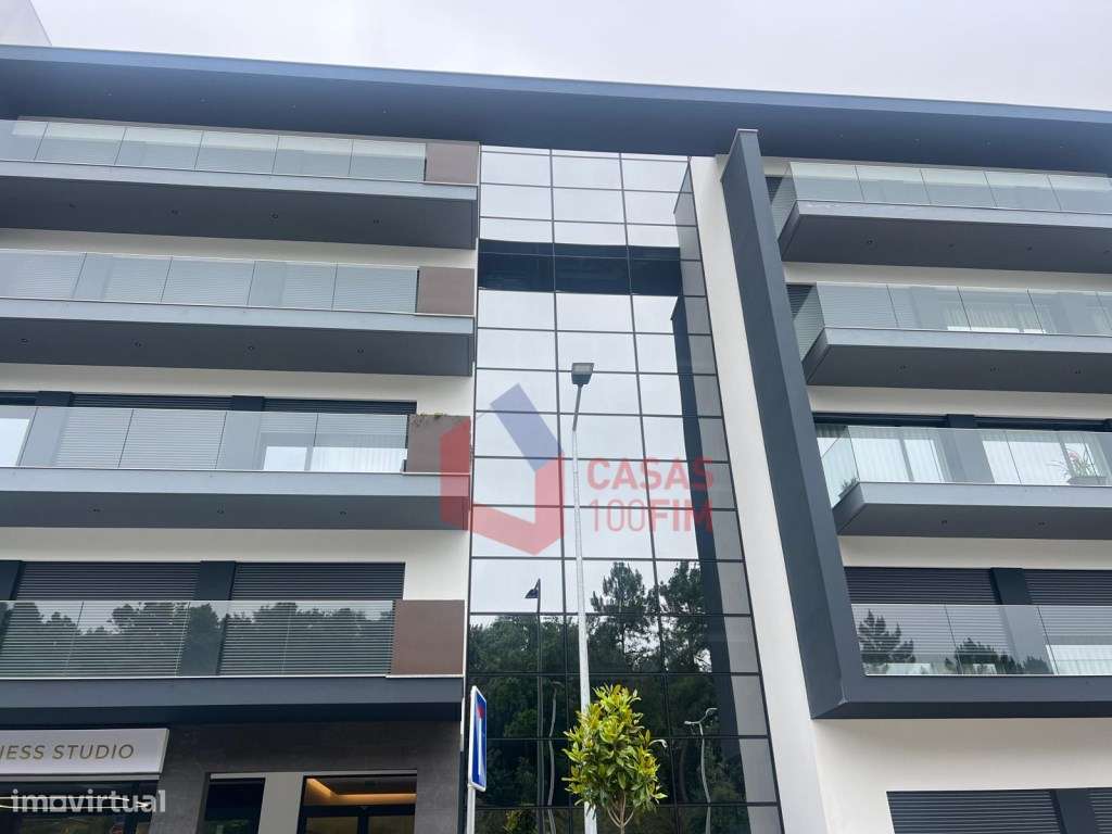 T3 duplex de luxo em Leiria com terraço, jacuzzi e vista panorâmica...-14