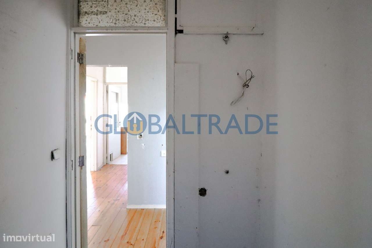 Apartamento T1+1 no coração do Porto-41