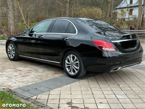 Mercedes-Benz Klasa C 300 9G-TRONIC - 8