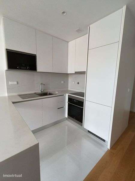 Apartamento T1 Novo – Gaia Centro | El Corte Inglés | Metro a 250m - Grande imagem: 5/11