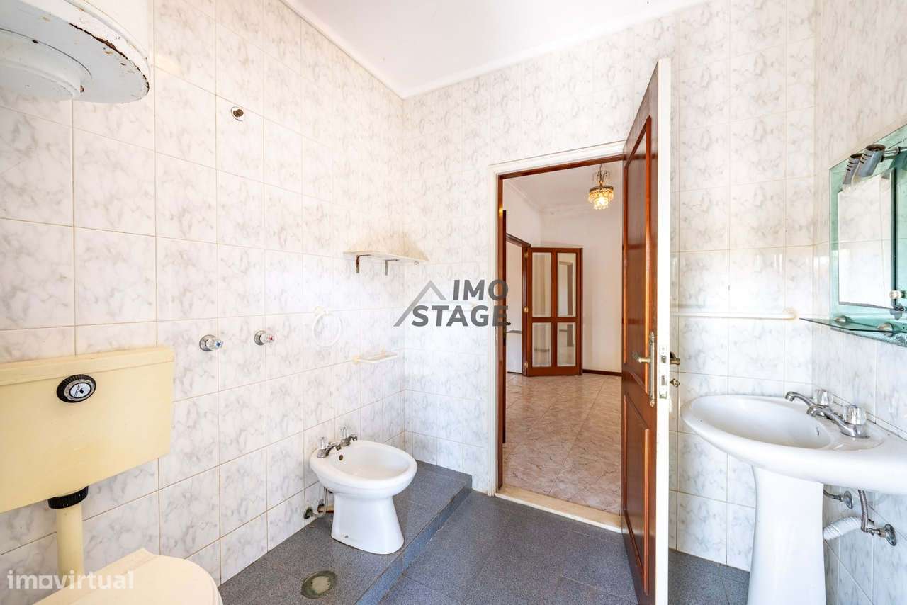 Moradia Térrea com Terreno 1.200m2 Excelente Oportunidade em Espinho-14