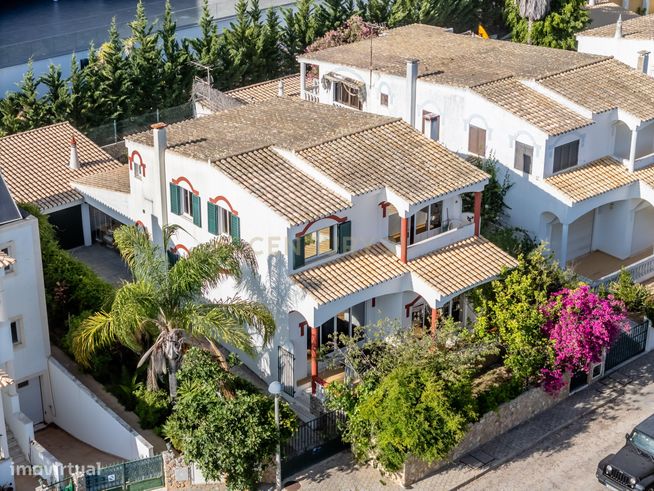 Moradia T4+1 com Vista Mar ao Longe, a 900m da Praia de Alvor-34