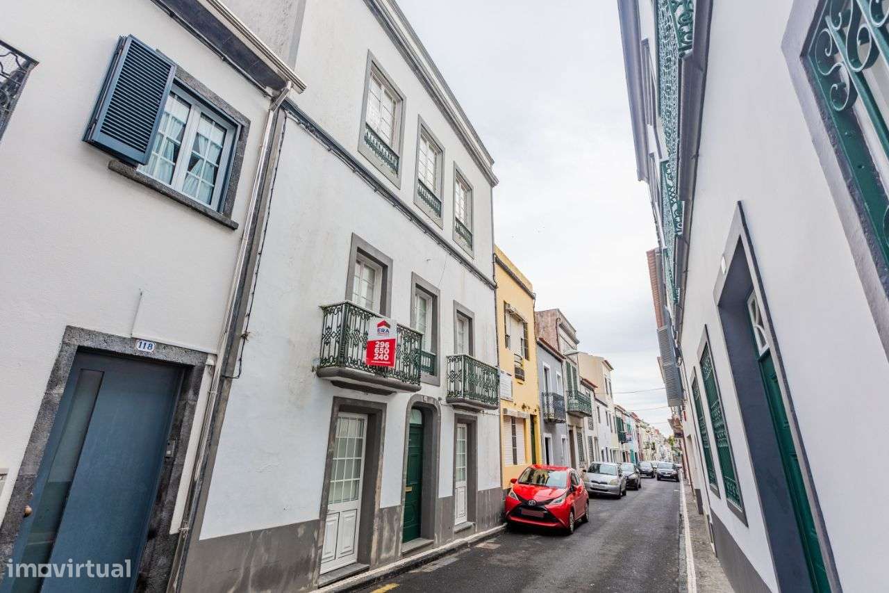 Moradia Geminada 4 quartos em São Pedro - Grande imagem: 1/23