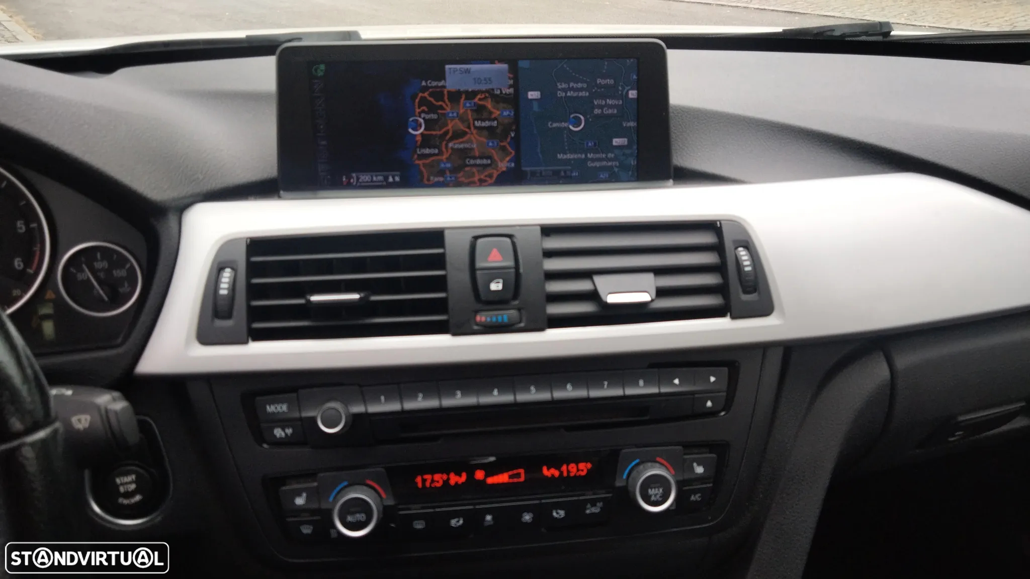 BMW 318 d Touring Navigation Sport - 22