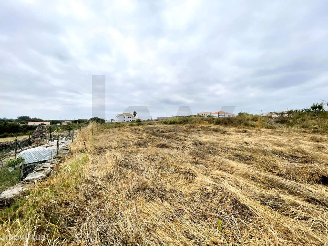 Terreno com 6.160 m2 em Arneiro dos Marinheiros EM ARNEIRO DOS MARINHE - Grande imagem: 5/27
