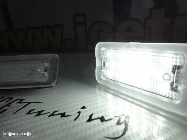 Suporte De Lâmpada De Matricula Com Led Branco Fiat 500 / 500 Abarth / 500 CABRIO 2007-2020 - 23